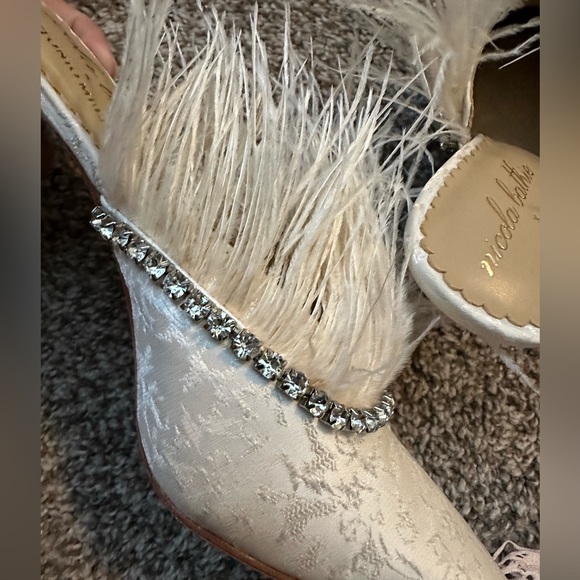 NWOT Nicola Bathie x Antonio Melani wedding shoes - Picture 4 of 10